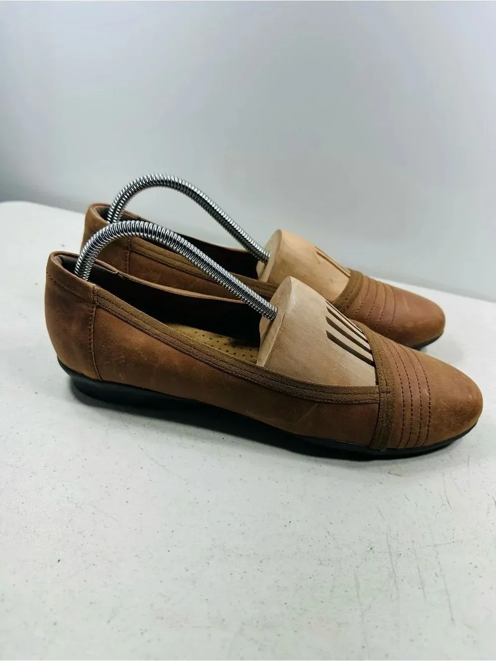 Clarks Sara Erin Flats Womens 10M Brown Cushioned Comfort Slip On Shoes